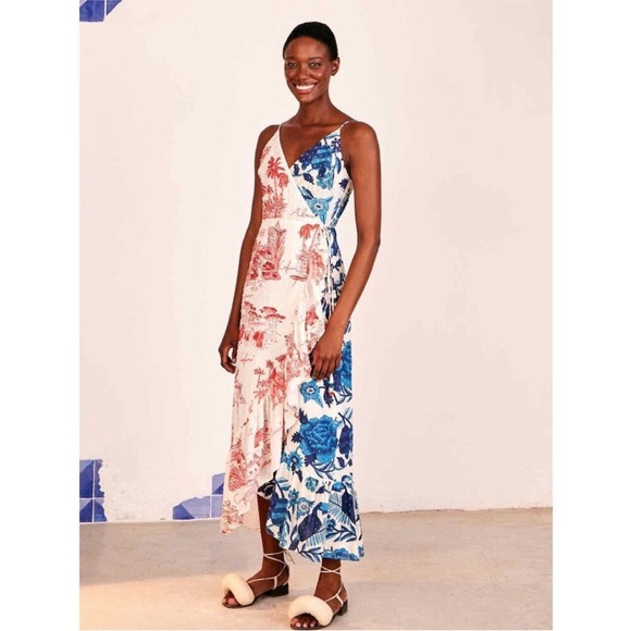 FARM Rio Dresses & Skirts - Farm Rio Dual White Prints Wrap Dress